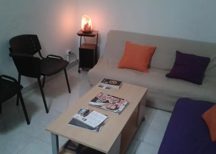 旅馆 华陆酒店 *