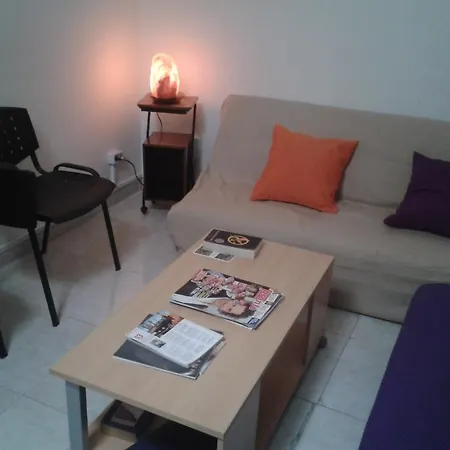 Hostel Falow *